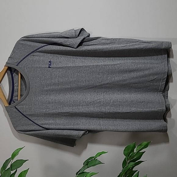 Fila Men's T-shirt Grey Short Sleeve - Picture 1 of 9